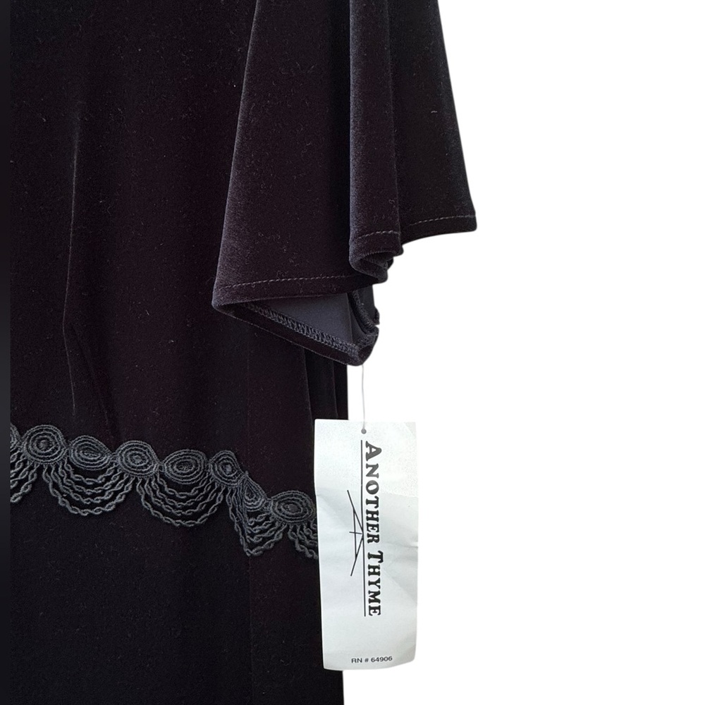 Another Thyme Black Velvet Dress with Lace Detail size 20 NWT - Picture 5 of 8